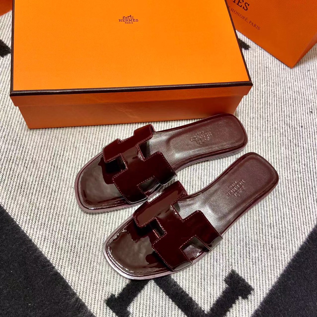 에르메스 올수공 오란 슬리퍼 샌들 페이던트 35